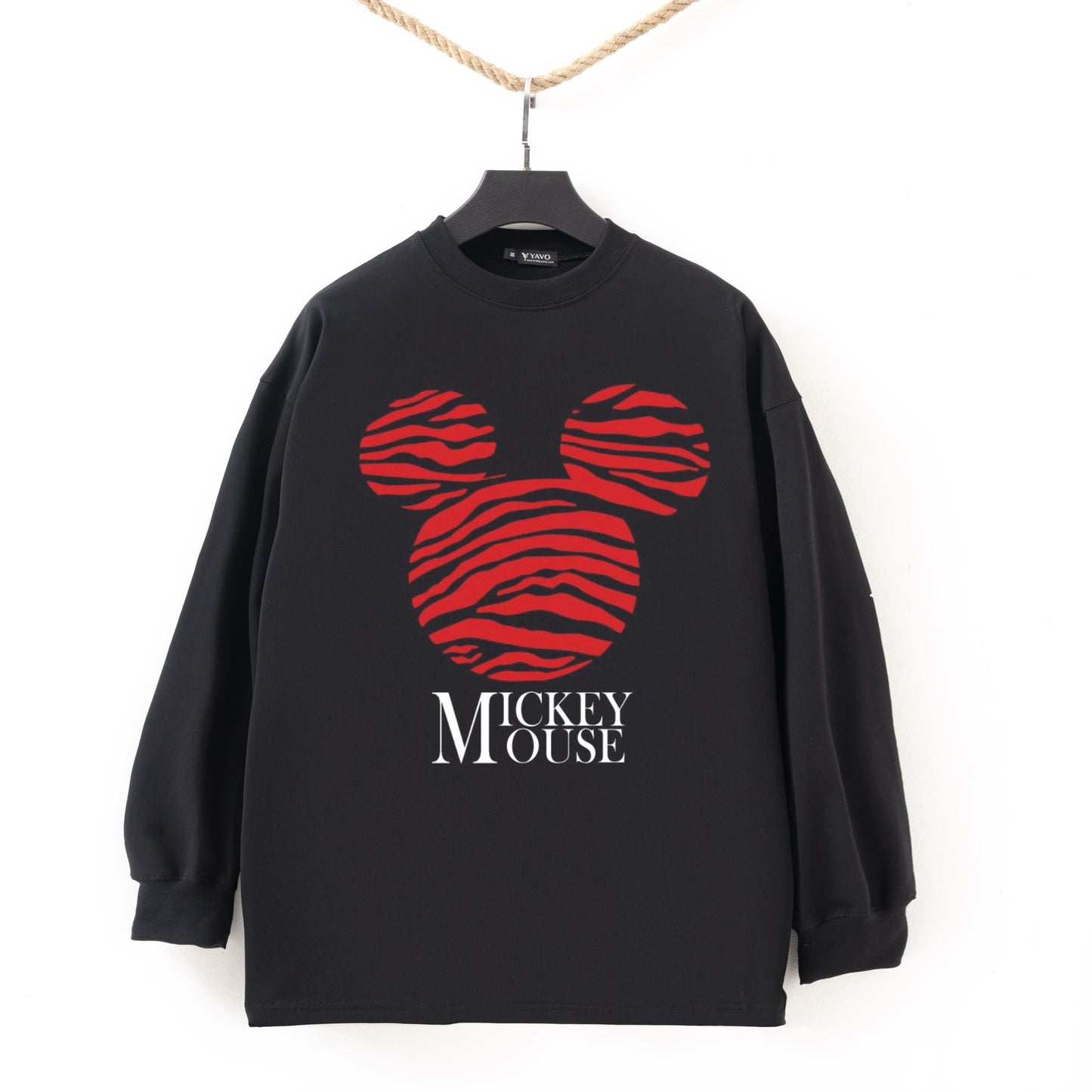 Red tiger mickey black Tshirt