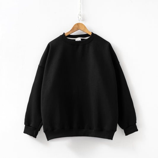 Plain black sweatshirt