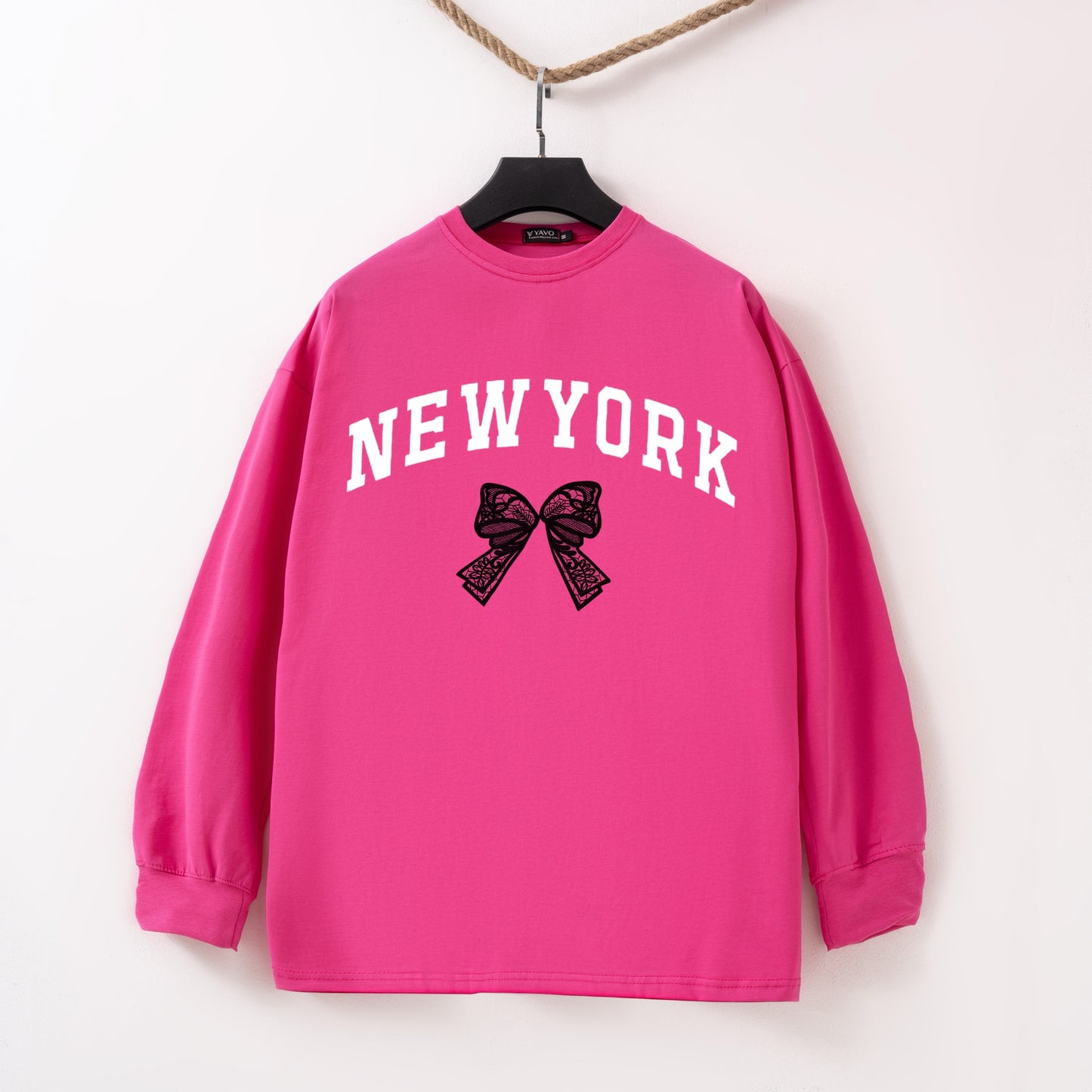 New york bow hot pink Tshirt