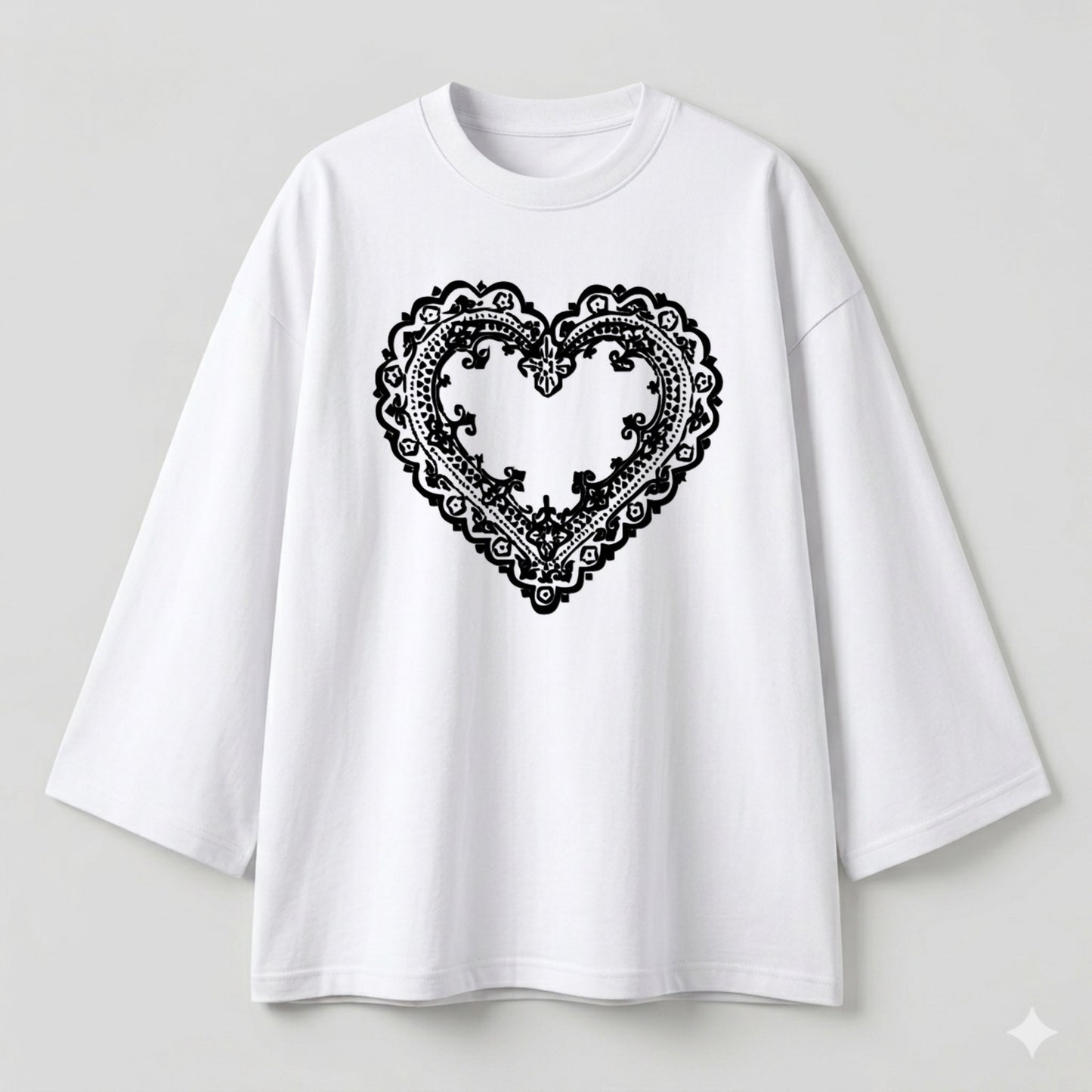 Black heart white oversize tshirt