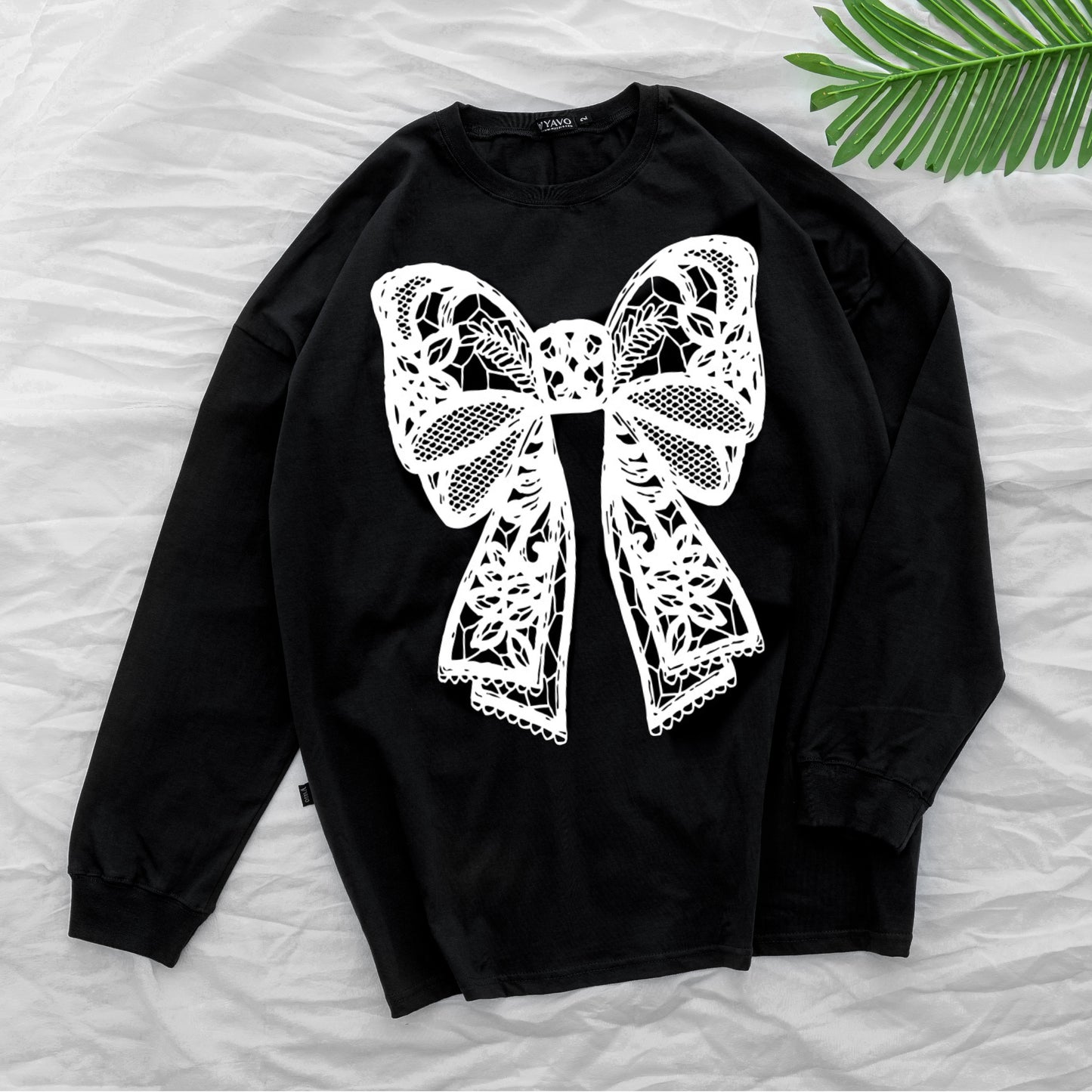 Bow black Tshirt