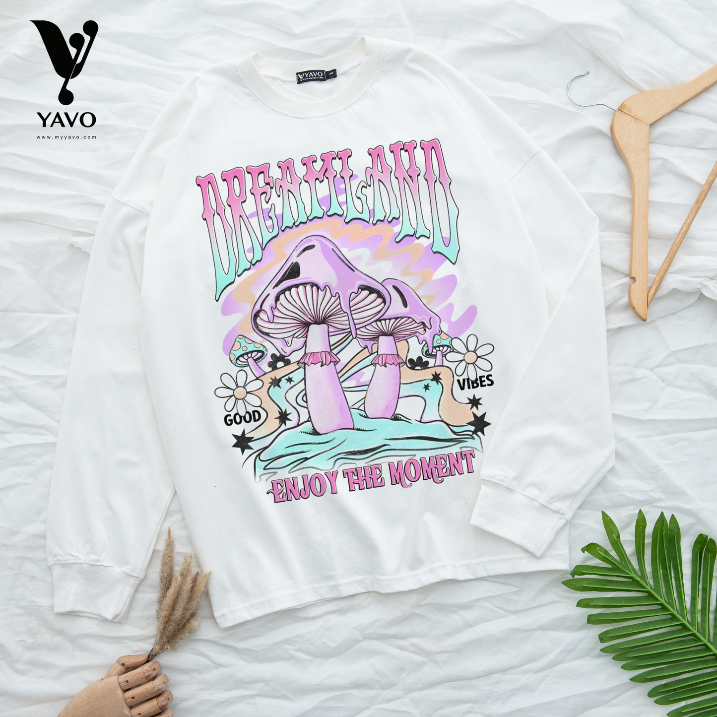 Dreamland white Tshirt